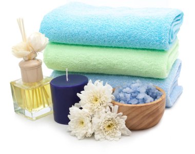 Spa zen bazalt taş ve plumeria beyaz