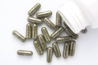 şişe izole ot kapsülü