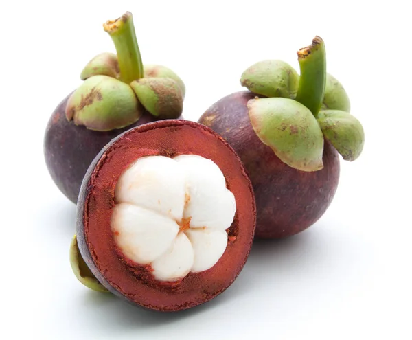 Mangosteen koningin van fruit op wit — Stockfoto