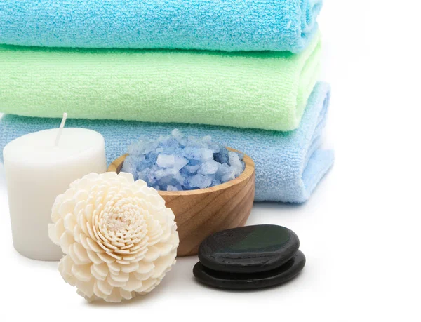 Spa zen bazalt taş ve plumeria beyaz