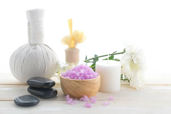 Spa salt stones and flower for beauty — Stock Photo, Image