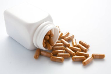 şişe izole ot kapsülü