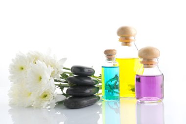 Spa taş ve çiçek güzellik için 