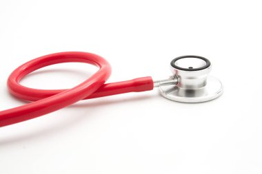 -Kırmızı stetoskop kadar yakın