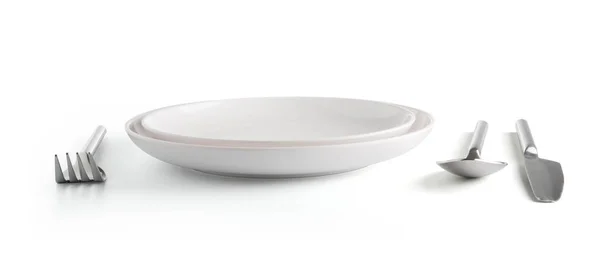 Platería o juego de cubiertos y placas aisladas en blanco — Foto de Stock