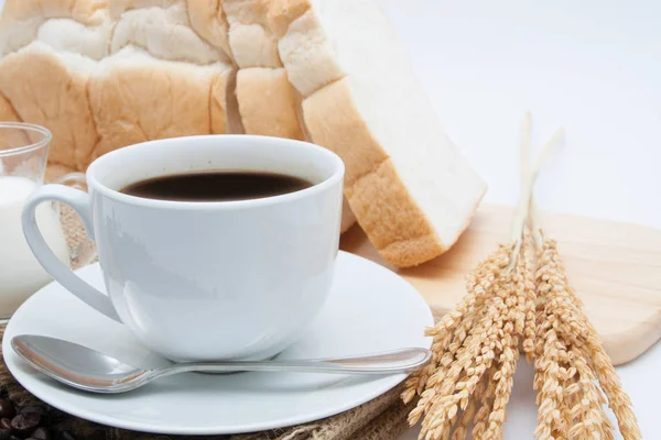 Breakfast with coffee and bread — Stock Photo, Image