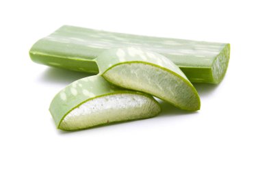 Aloe Vera izole dilimlenmiş 
