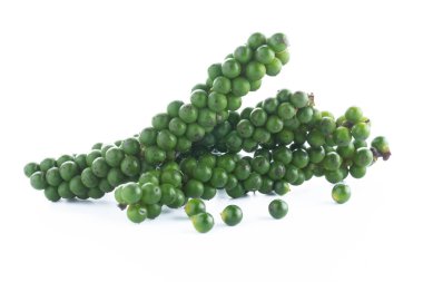 beyaz zemin üzerine taze biber