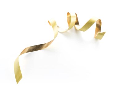 Altın şerit izole üzerinde beyaz rulo