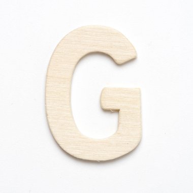 G tahta yazı tipi harfi izole et