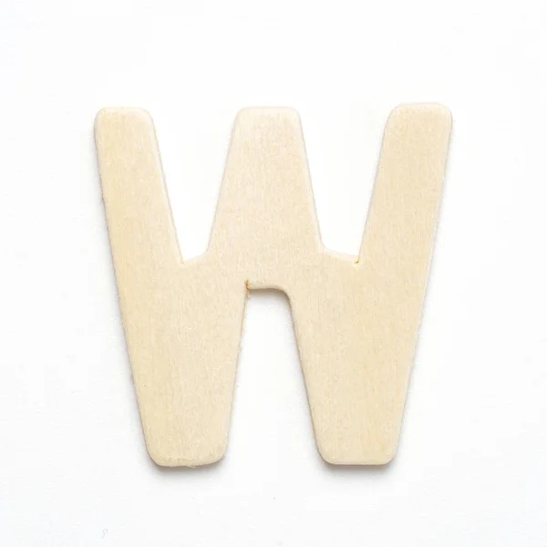 W caratteri in legno lettera isolata — Foto Stock
