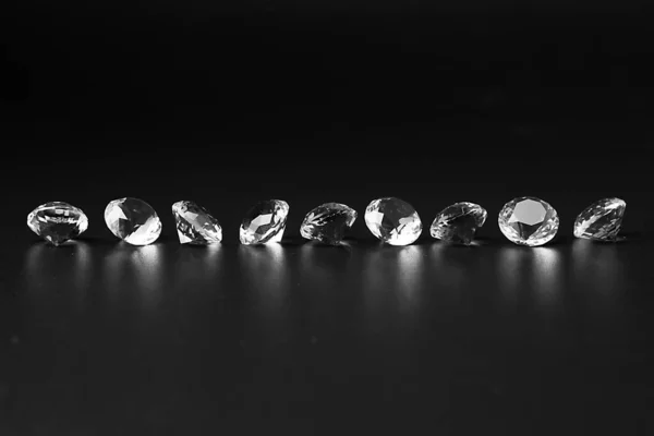 Luxusdiamanten Auf Schwarzem Hintergrund — Stockfoto