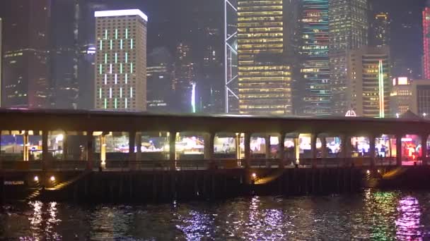Nattetid Panorama av ljust ljus nöjespark pariserhjul 4k — Stockvideo