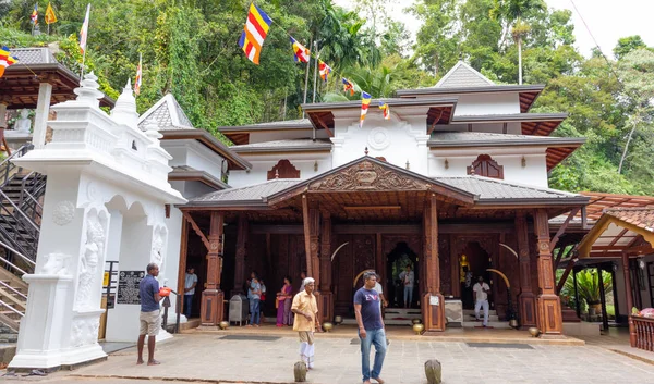 Gatabaru Raja maha viharaya templo entrada — Fotografia de Stock