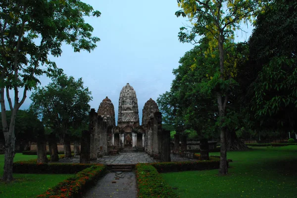 Pagodas Sukhothai Historical Park Sukhothai Have Tree Blue Sky Thailand — Stock Photo, Image