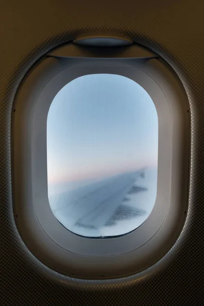 Airplane Window Overlooking Right Wing Seen Airplane Flight Focus Window — Stock Photo, Image