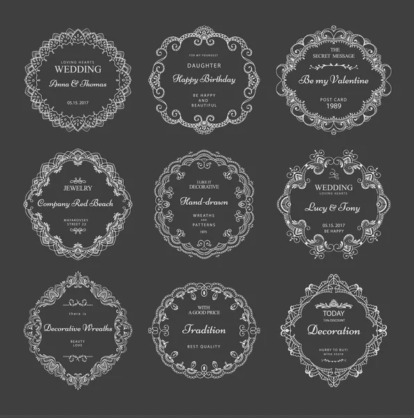 Coronas dibujadas a mano — Archivo Imágenes Vectoriales