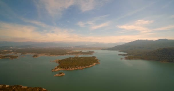 Aerial, Flying Around Slansko Jezero Lake, Montenegro - Versione graduata e stabilizzata — Video Stock