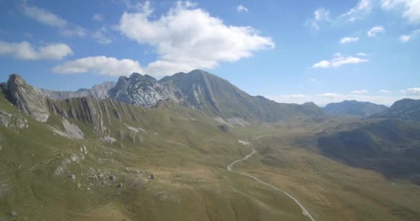 Aerial, Amazing Mountains In Durmitor National Park, Montenegro - Native Material, straight out of the cam — ストック動画