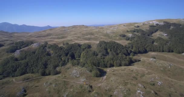 Aerial, Beautiful Durmitor Landscapes, Montenegro. Material nativo, directamente de la leva . — Vídeo de stock