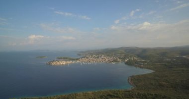 Anteni, görünümü üzerinden Kremik Hill, Primoten, Hırvatistan - yerli malzemeden, düz cam.