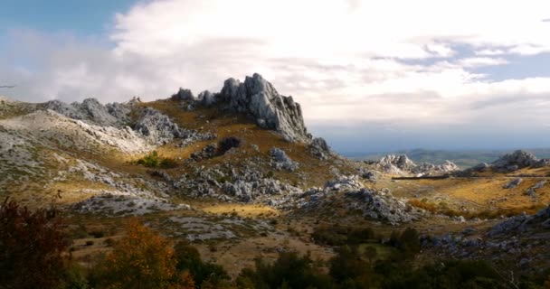 Καταπληκτικό μονοπάτι Alan Μάλι, Velebit, Κροατία — Αρχείο Βίντεο