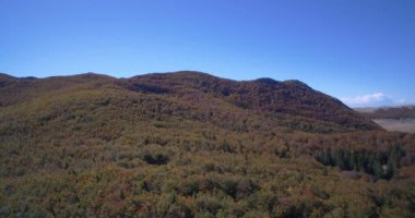 Velebit, Hırvatistan - yerli malzeme hava, güzel sonbahar renkleri.