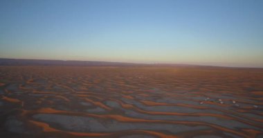 Anteni, Sahara günbatımı, Erg Chegaga, Fas