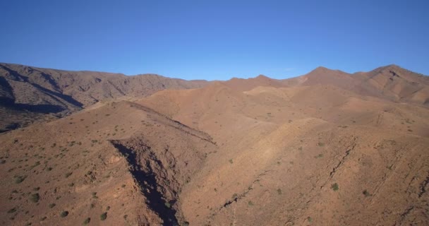 Paisagem aérea, Paisagem montanhosa, Taliouine, Marrocos — Vídeo de Stock