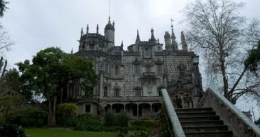 Şaşırtıcı Quinta Da Regaleira ve bahçeleri, Portekiz