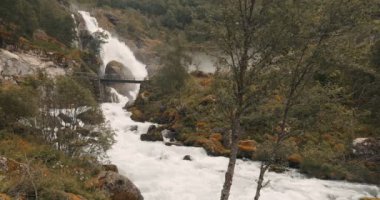 Kleivafossen şelale hedefe doğru pik buzul, Norveç - sinema tarzı