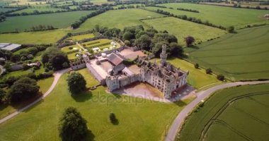 Anteni, Ducketts Grove ve bahçeleri, County Carlow, Ireland