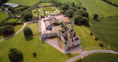 Anteni, Ducketts Grove ve bahçeleri, County Carlow, Ireland