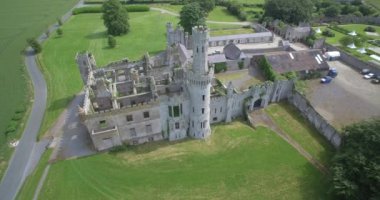 Anteni, Ducketts Grove ve bahçeleri, County Carlow, Ireland