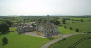 Anteni, Ducketts Grove ve bahçeleri, County Carlow, Ireland