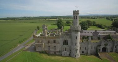 Anteni, Ducketts Grove ve bahçeleri, County Carlow, Ireland
