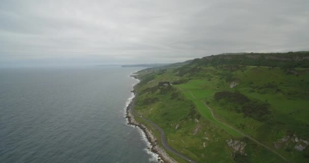 Aerial, Coast Road, Coastal Line, Irlande du Nord - Version Autochtone — Video