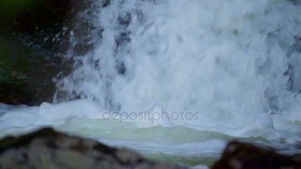 Cabeza de cascada, Valle Negro, País Kerry, Irlanda - Versión graduada, Real 200fps SlowMo — Vídeos de Stock