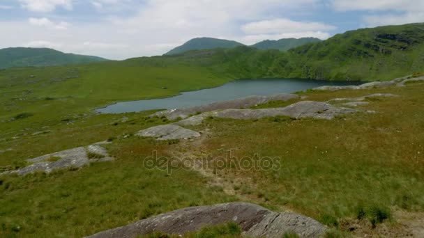 Ječmen jezero, hrabství Cork, Irsko - odstupňované verzi — Stock video