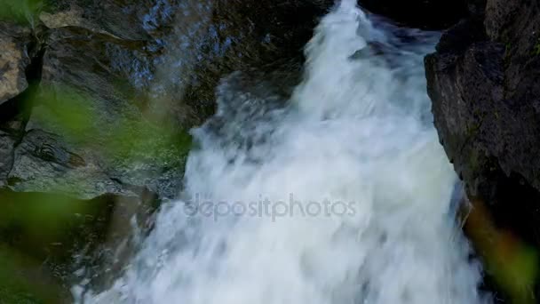 瀑布头, 黑谷, 国家克里, 爱尔兰-分级版本 — 图库视频影像