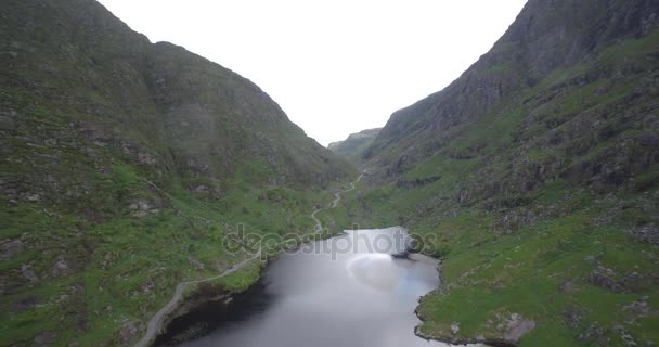 Aerial, Gap Of Dunloe, Contea di Kerry, Irlanda - Versione nativa — Video Stock