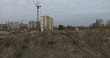 Evsiz köpekleri Hill, manzara evleri, şantiye inşaatı