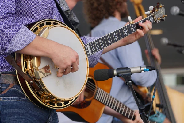 mediodía Devastar Alargar Bluegrass instruments fotos de stock, imágenes de Bluegrass instruments sin royalties | Depositphotos mediodía Devastar Alargar Bluegrass instruments fotos de stock, imágenes de Bluegrass instruments sin royalties | Depositphotos