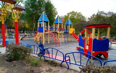 Çocuk parkı oyun parkı