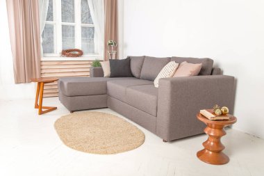 iç kesimlerinde kanepeler