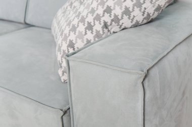 bir stüdyoda iç kanepe