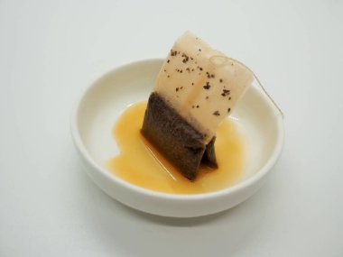 Çay poşeti, içinde çay yaprakları bulunan küçük, mühürlü bir poşet ya da pakettir.