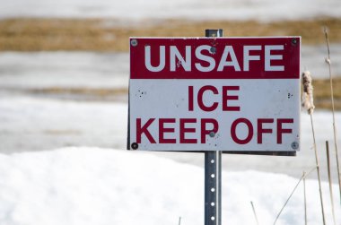 Unsafe Ice sign clipart