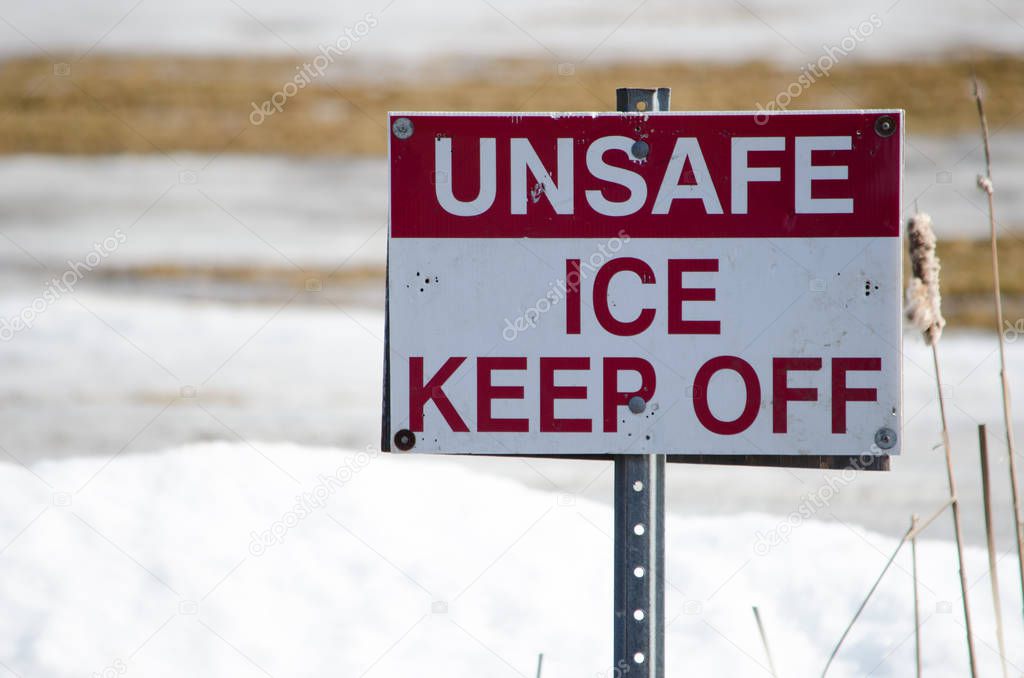 Unsafe Ice sign