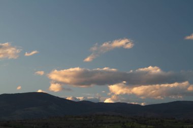 Gökyüzündeki bulutlar arka plan